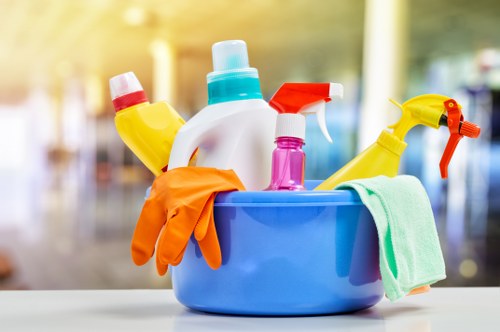Professional end of tenancy cleaning in an N19 living room